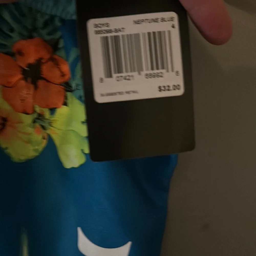 HURLEY SWIM TRUNKS/BOARD SHORTS: BLUE: NEW WITH TAGS: SIZE 4